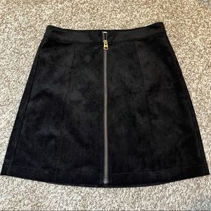 Wilfred Free Black Suede Short Mini Front Zipper Skirt Size 2